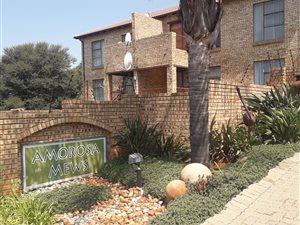 2 Bed Apartment in Ruimsig