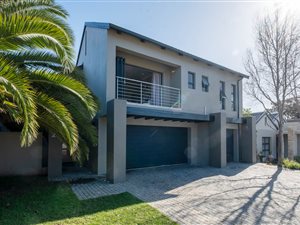5 Bed House in Durbanville Hills