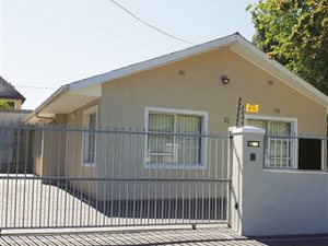 3 Bed House in Rondebosch East