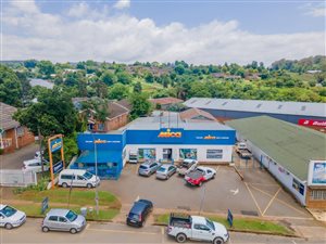800 m² Commercial space in Howick