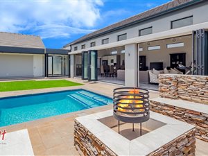 4 Bed House in Midstream Meadows