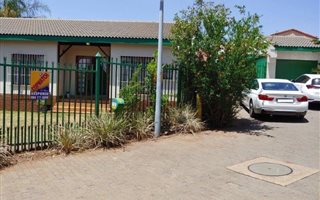 3 Bedroom House in Zwartkop