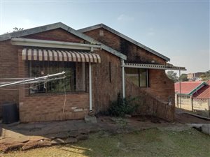 3 Bed House in Woodhurst