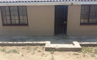 2 Bedroom House in Umlazi