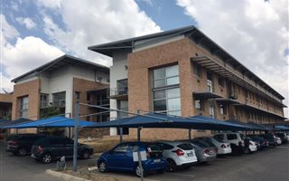 5500 m² Office Space in Kosmosdal