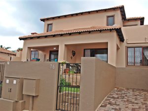 2 Bed Townhouse in Noordheuwel