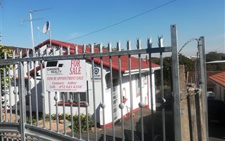 3 Bedroom House in Westcliff