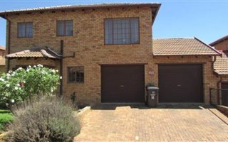 3 Bedroom Apartment in Alberton