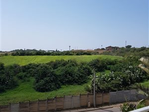 6 Bed House in Clare Estate