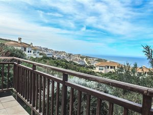 3 Bed House in Pinnacle Point Golf Estate