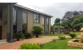 5 Bedroom House in Wilkoppies