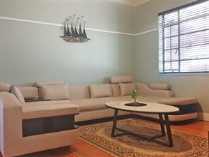5 Bed House in Mayfair West