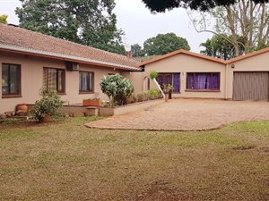 4 Bed House in Kloof