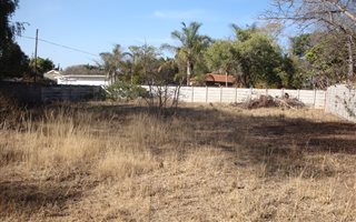 983 m² Land available in Eduanpark