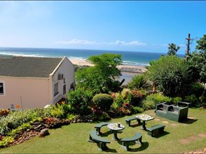 2 Bed Apartment in Illovo Beach