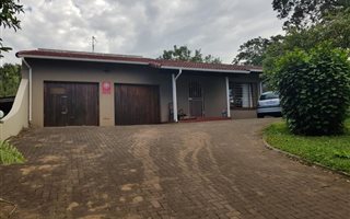 3 Bedroom House in Shelly Beach