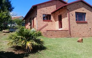 3 Bedroom House in Naturena