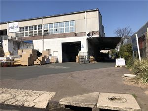 344 m² Industrial space in Pinetown Central