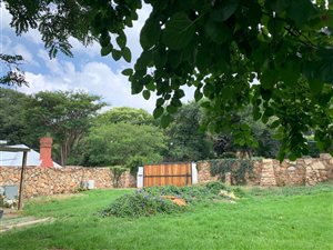 1053 m² Land available in Westcliff