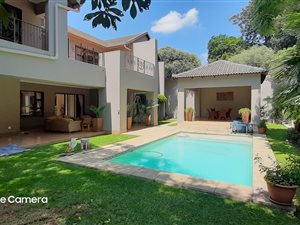 5 Bed House in Oaklands