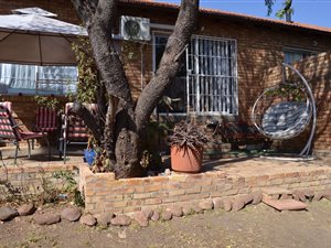 2 Bed Townhouse in Wilgeheuwel