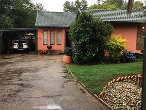 3 Bedroom House in Dan Pienaarville