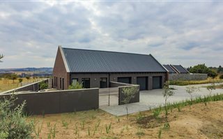 4 Bedroom House in Kyalami