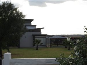 6 Bed House in Bredell AH