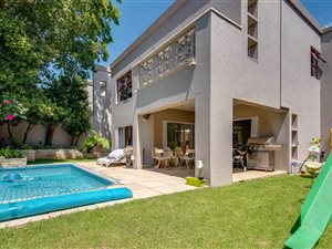 3 Bed Cluster in Woodmead Springs