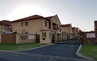 2 Bedroom Townhouse in Petersfield