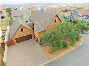 3 Bed House in Brooklands Lifestyle Estate
