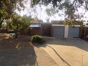 4 Bed House in Arbor Park