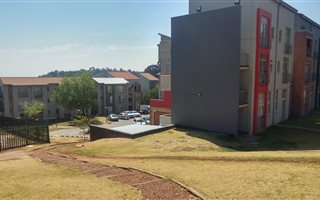 1 Bedroom Apartment in Houghton Estate