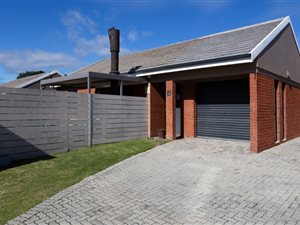 2 Bed Townhouse in Lorraine