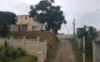 3 Bedroom House in Whetstone
