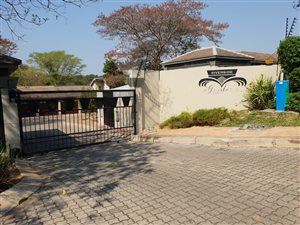 3 Bed House in Riverside Park