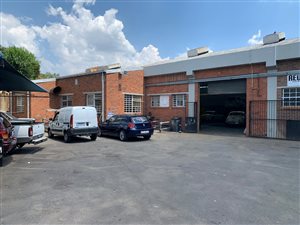 900 m² Industrial space in Ferndale