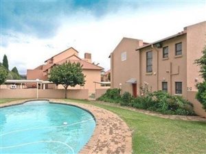 2 Bed Townhouse in Bedfordview