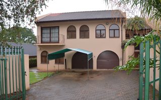 3 Bedroom House in Clarendon