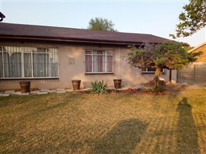 3 Bed House in Rothdene