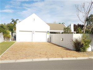 3 Bed House in Pinehurst