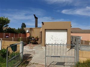 2 Bed House in Peerless Park