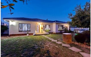 3 Bedroom House in Soneike