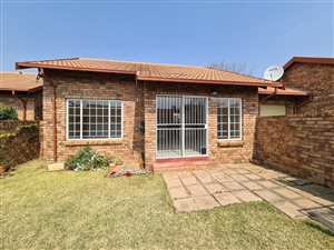 2 Bed Townhouse in Meyerspark