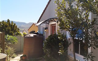 3 Bedroom House in Sunnydale