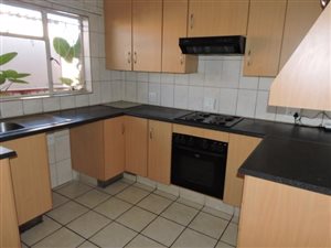 2 Bed Flat in Casseldale