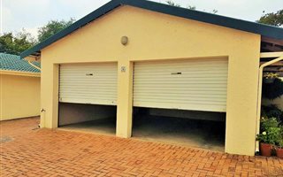 2 Bedroom House in Alan Manor