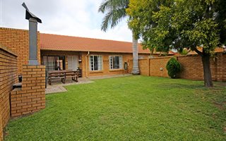 2 Bedroom Townhouse in Sinoville