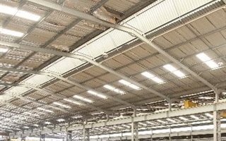 10065 m² Commercial space in Lea Glen