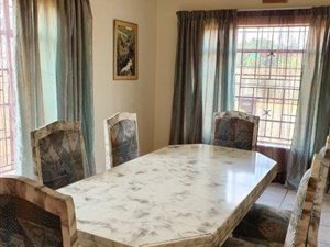 7587 m² Farm in Lilyvale